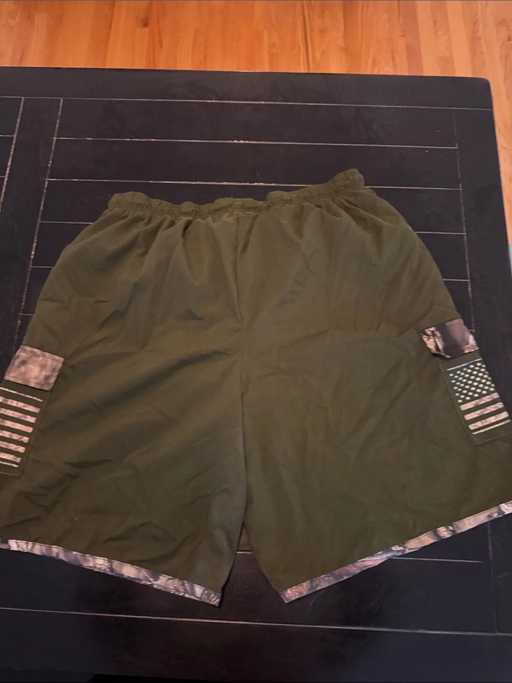 Mossy Oak men’s green / camo swim trunks size XL